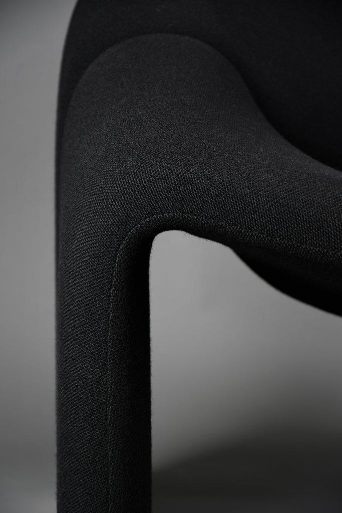 1970s F598 “Groovy” M easy chair by Pierre Paulin for Artifort the Netherlands – sculptural mid-century modern icon