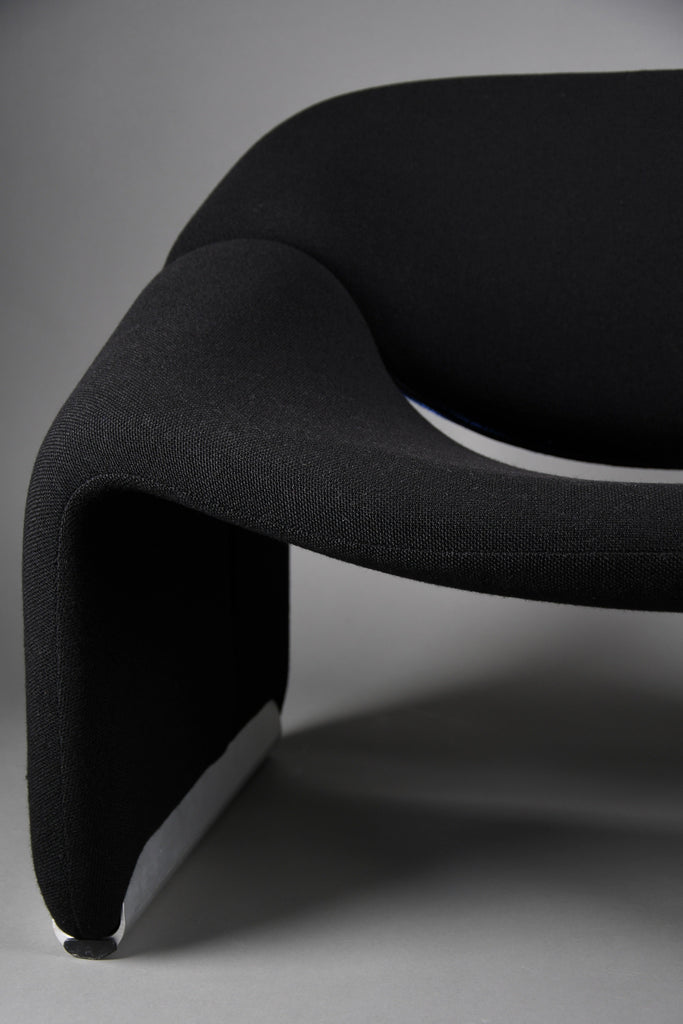 1970s F598 “Groovy” M easy chair by Pierre Paulin for Artifort the Netherlands – sculptural mid-century modern icon