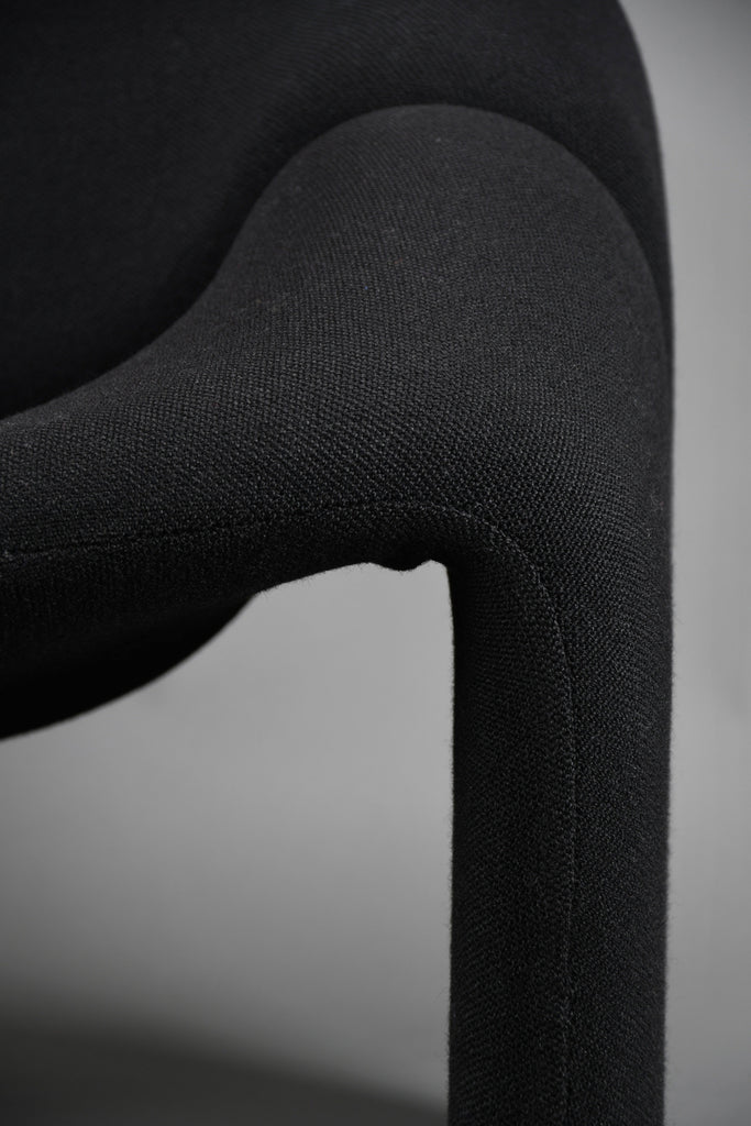 1970s F598 “Groovy” M easy chair by Pierre Paulin for Artifort the Netherlands – sculptural mid-century modern icon