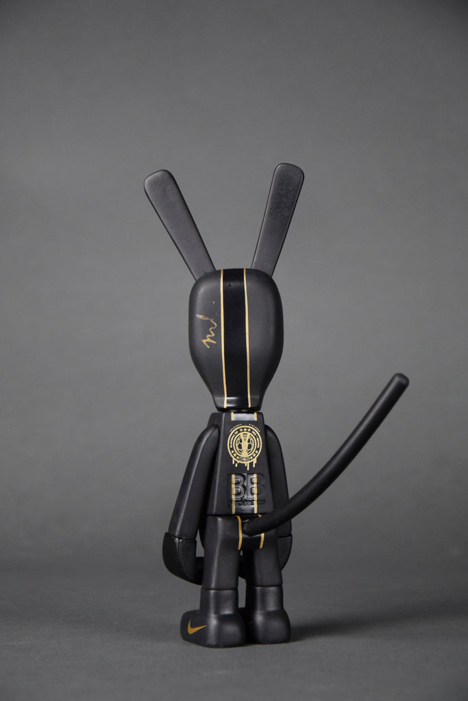 2005 Unique Blackball T90 triple signed Art Toy set by Michael Lau and Nike - Art Toys