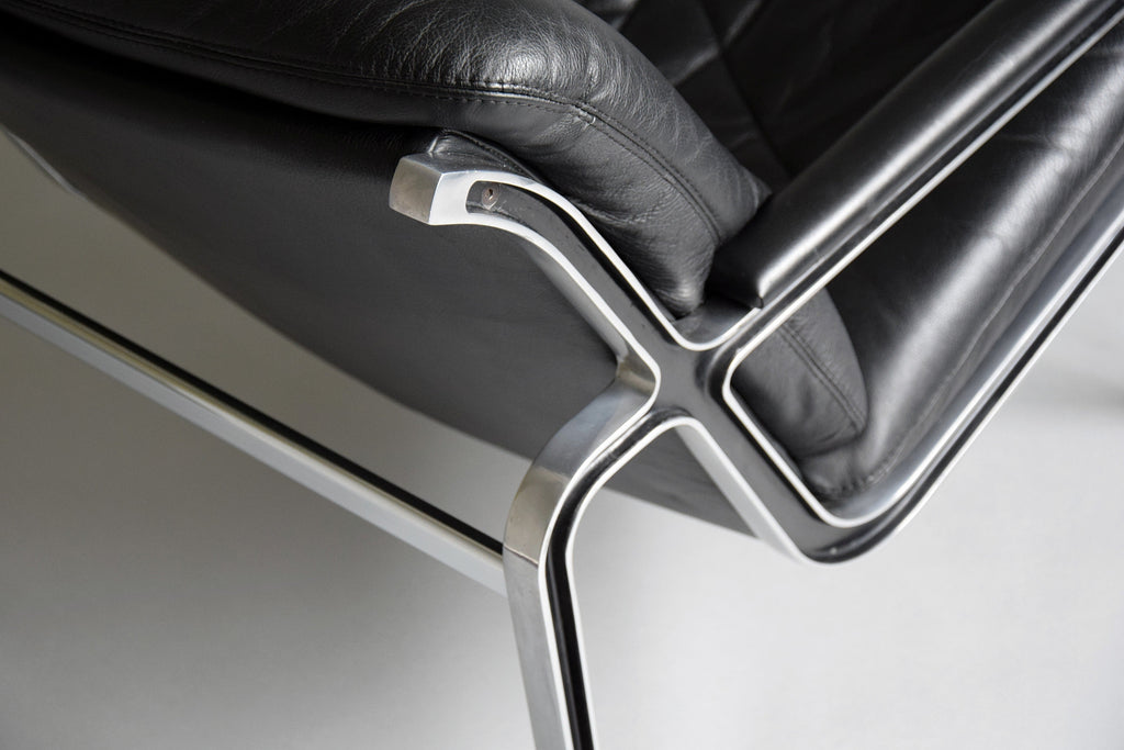 Andre Vanden Beuck Mid-Century Modern Black Leather Lounge Chair - Furniture