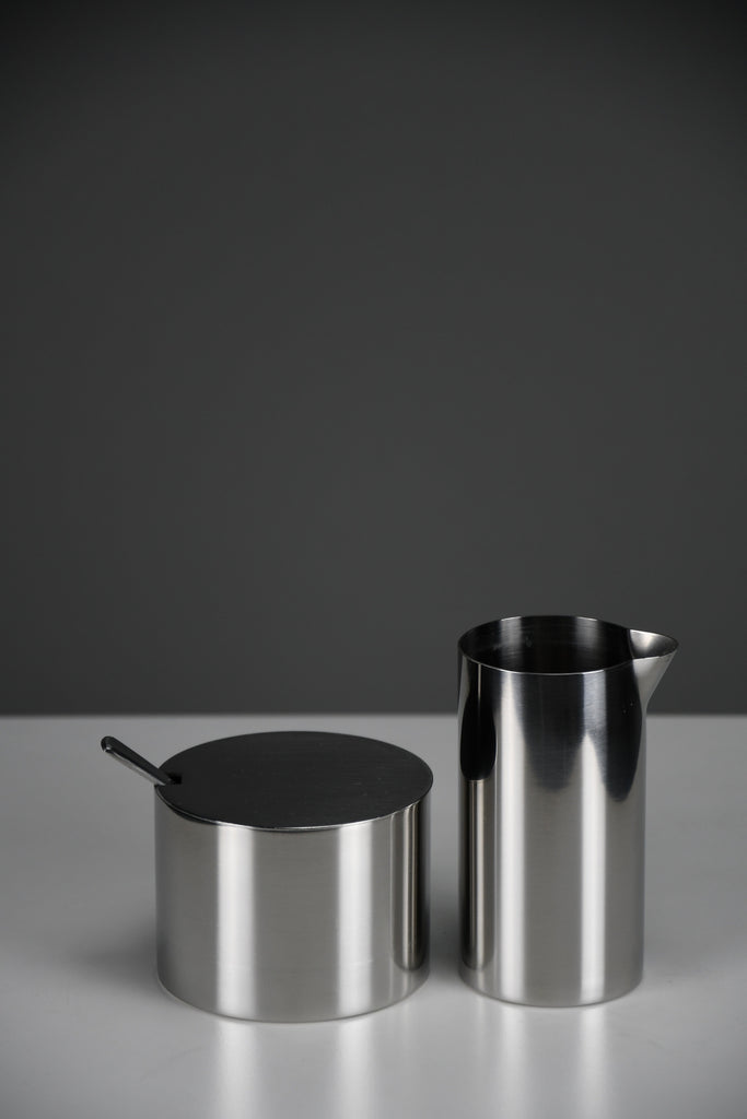 Arne Jacobsen for Stelton, Cylinda Line Creamer & Sugar Bowl 1960s - Decor