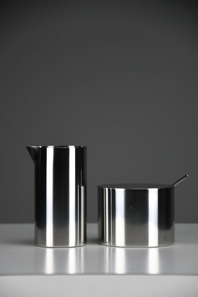 Arne Jacobsen for Stelton, Cylinda Line Creamer & Sugar Bowl 1960s - Decor