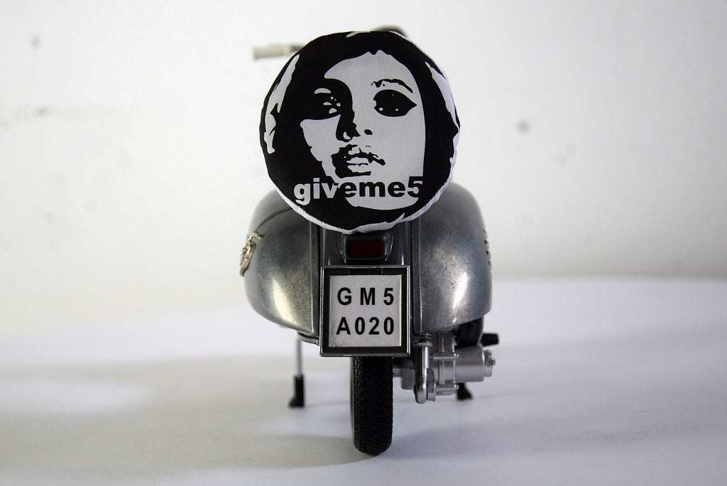 Art Toy Mod Sherman Gimme5 2006 - Art Toys