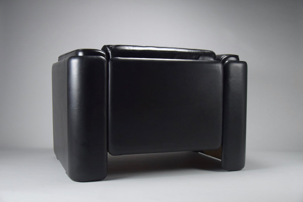 Black Lounge Chair by Tito Agnoli for Poltrona Frau - Furniture