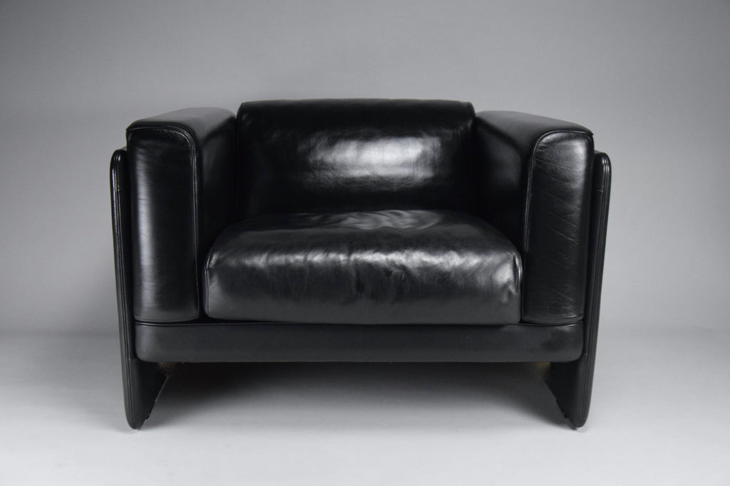 Black Lounge Chair by Tito Agnoli for Poltrona Frau - Furniture