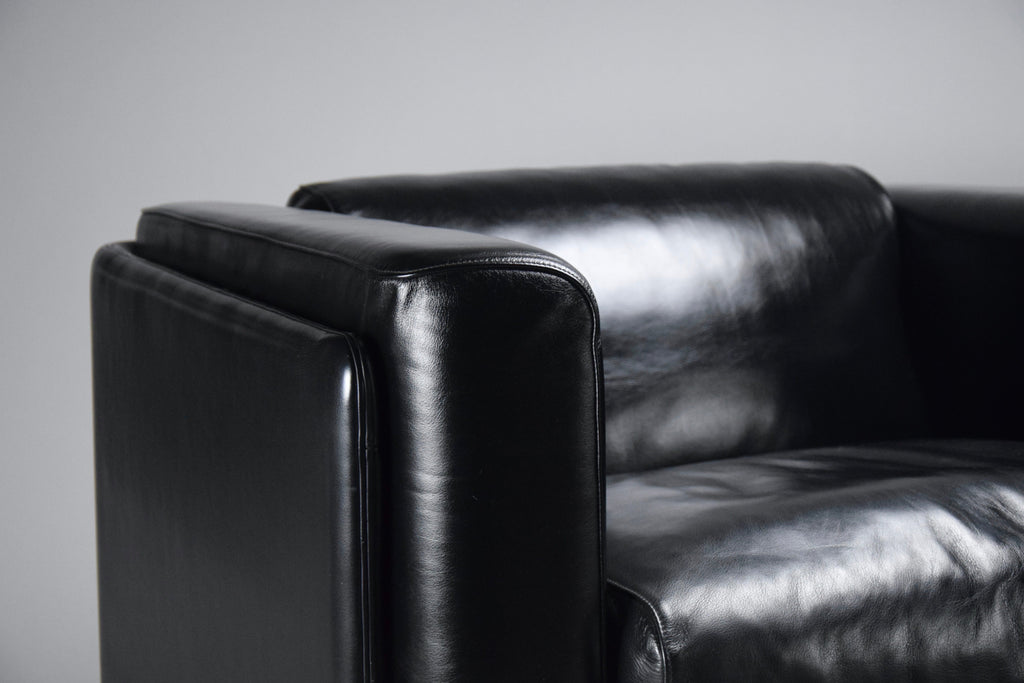 Black Lounge Chair by Tito Agnoli for Poltrona Frau - Furniture