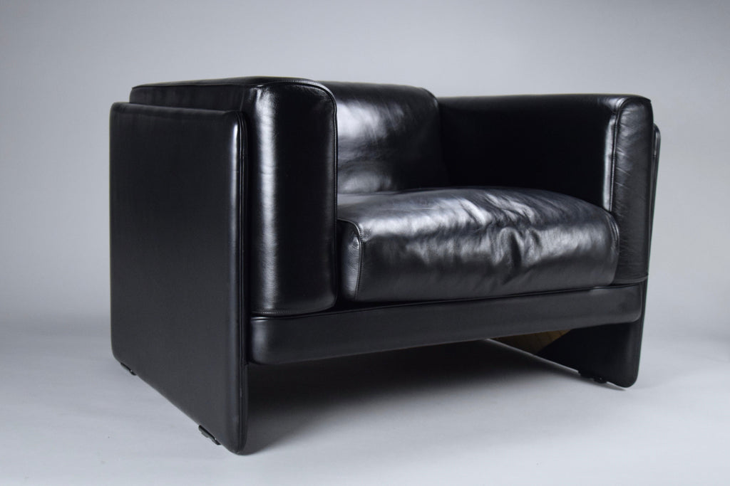 Black Lounge Chair by Tito Agnoli for Poltrona Frau - Furniture