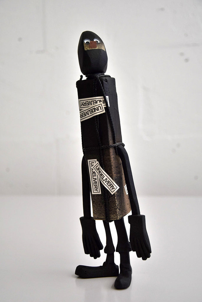 CC 22 Undelivery P.E.T.E.R. by Michael Lau 2003 Designer Art Toy - Art Toys