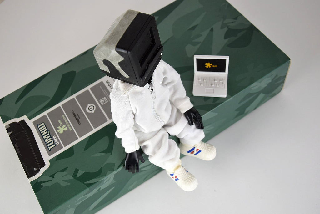 Designer Toy Dmon by Michael Lau for Crazysmiles 2000 - Art Toys