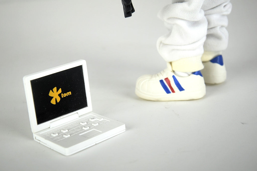 Designer Toy Dmon by Michael Lau for Crazysmiles 2000 - Art Toys