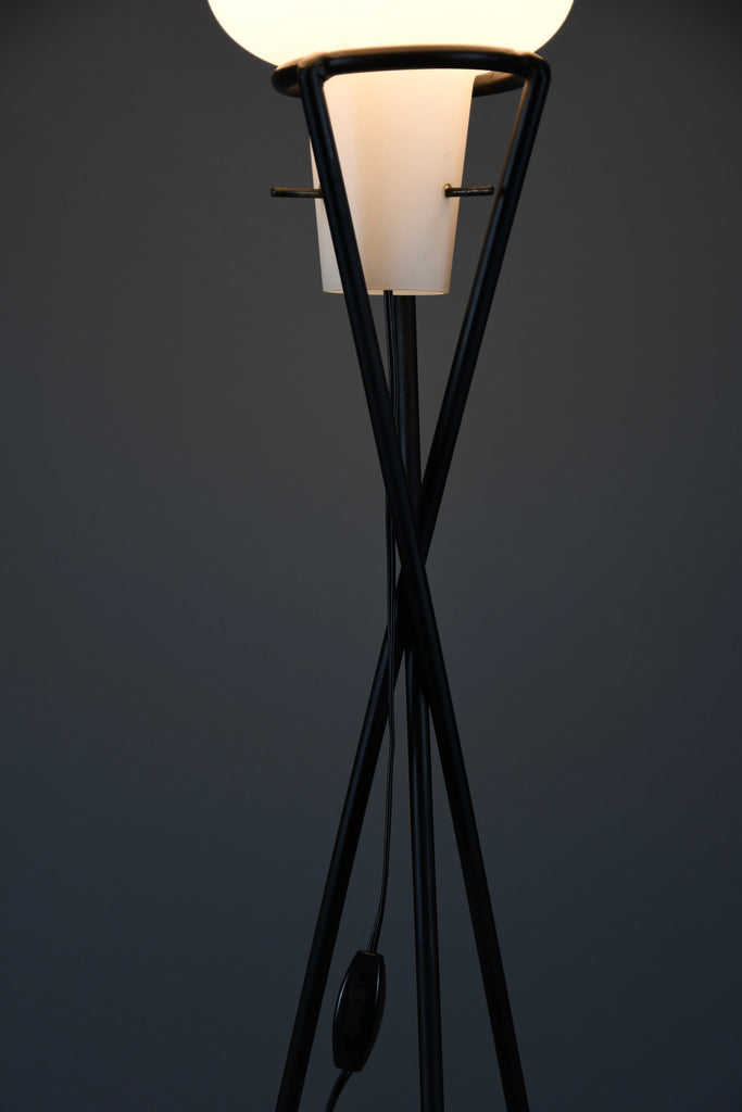 Elegant mid century floor Lamp black painted Iron lamp with milk glass shade - Lighting Floor