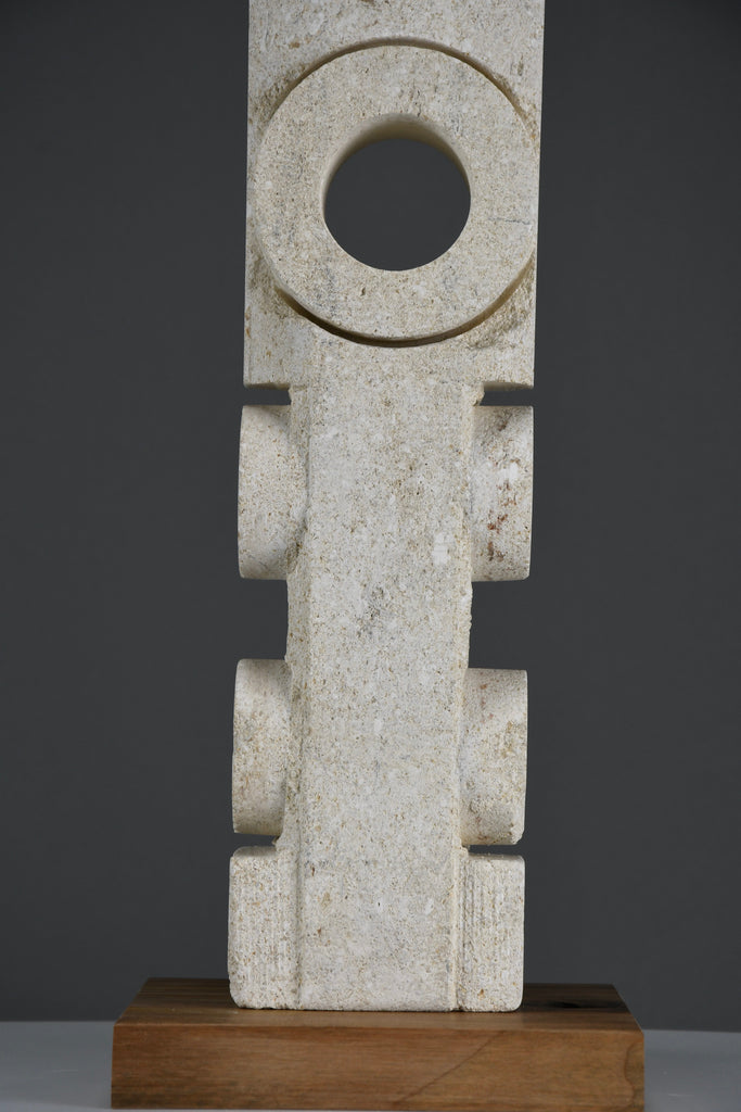 “Frammenti”, postmodern totemic sculpture in pietra di Vicenza by Alberto Cabiddu 1997 - Art