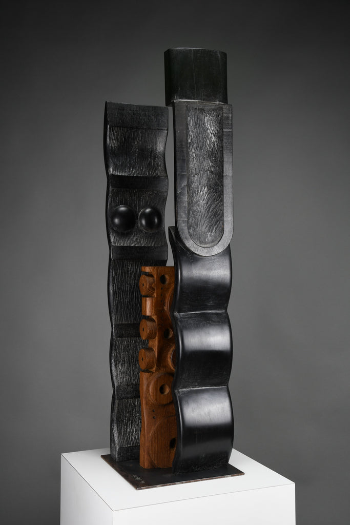 “Fratelli” (Brothers), Ebonized wood totemic sculpture by Alberto Cabiddu 1998 - Art