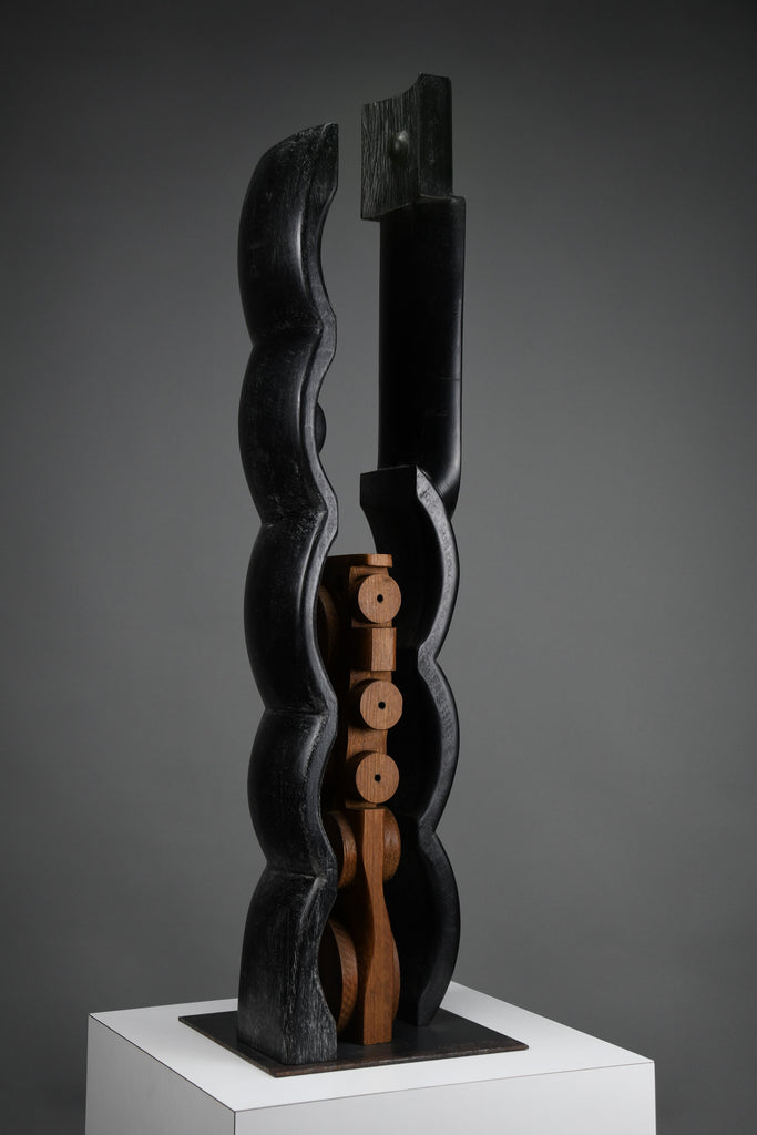 “Fratelli” (Brothers), Ebonized wood totemic sculpture by Alberto Cabiddu 1998 - Art
