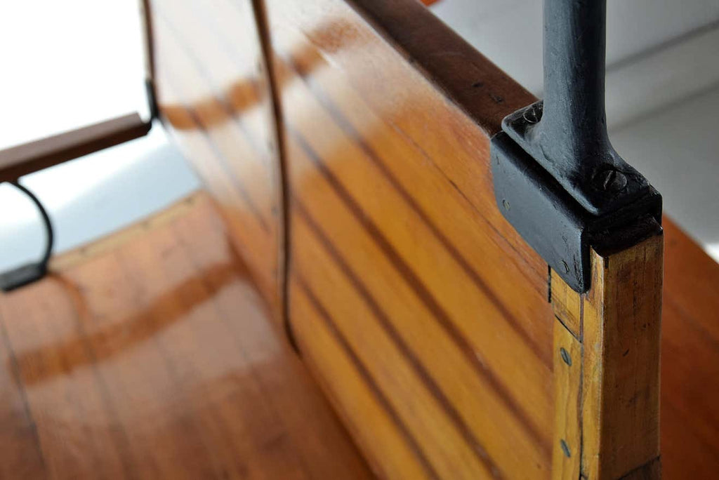 Italian 1928 Train Bench 3rd Class - Furniture