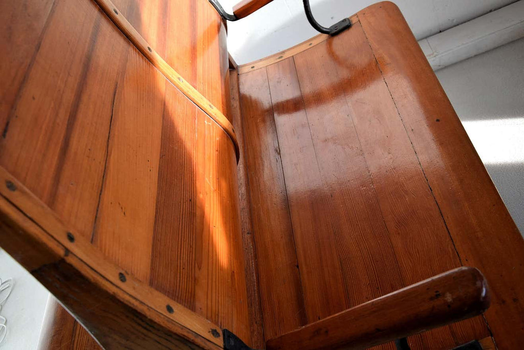 Italian 1928 Train Bench 3rd Class - Furniture