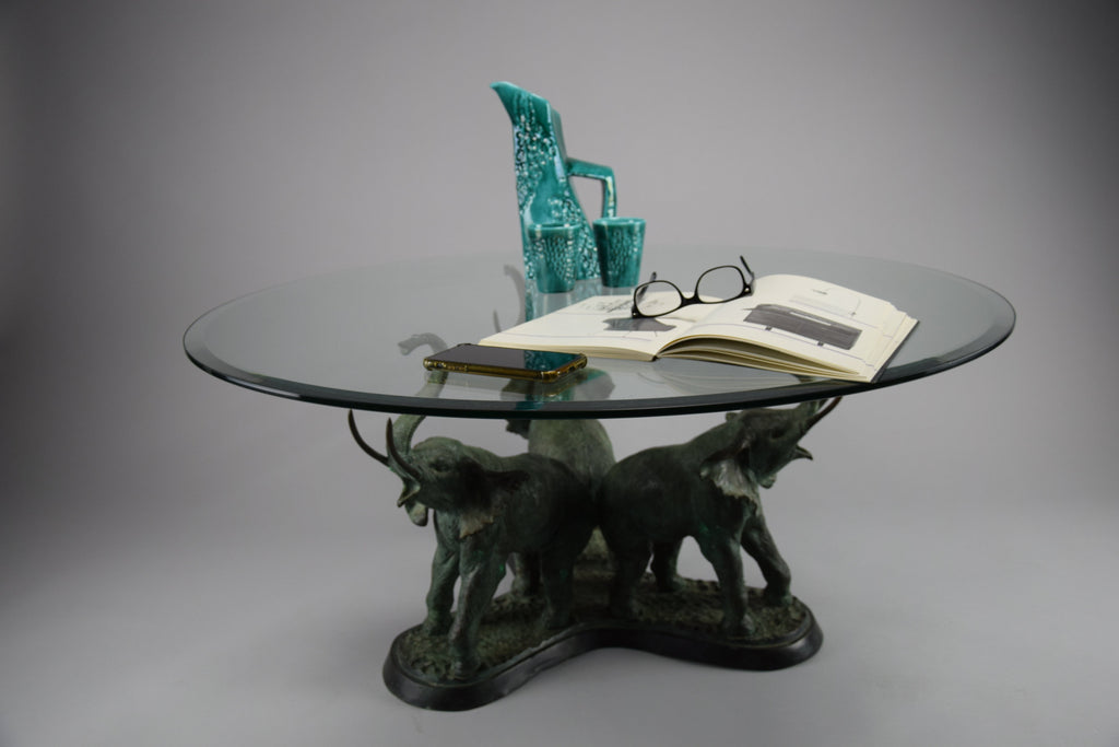 Italian hollywood regency brass elephants coffee Table with glass round top - Coffee Table