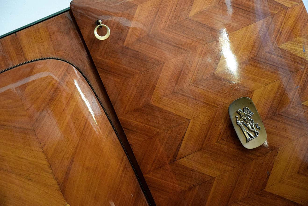 Italian Mid-Century Modern Credenza by Vittorio Dassi - Furniture