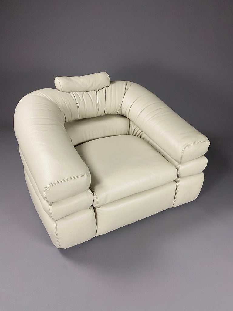 Ivory Leather Mid-Century Modern Straccio Lounge Chair by Zanotta Italy - Furniture