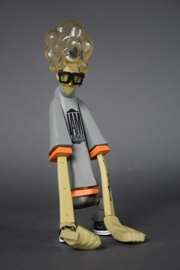 Junkie XIX Limited Edition Designer Toy by Michael Lau 2003 - Art Toys