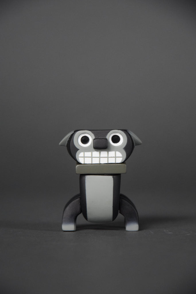 Junkie XIX Limited Edition Designer Toy by Michael Lau 2003 - Art Toys