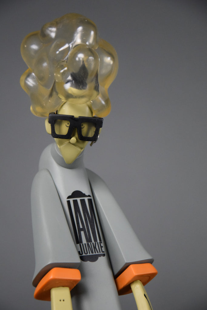 Junkie XIX Limited Edition Designer Toy by Michael Lau 2003 - Art Toys
