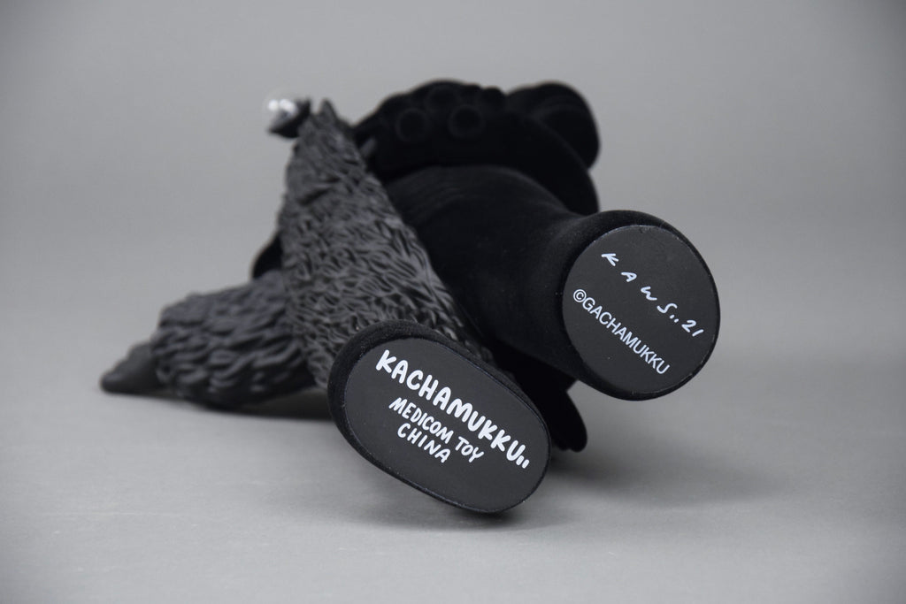 Kachamukku by KAWS - Art Toys