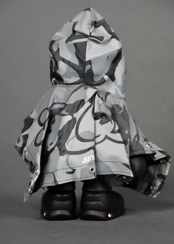 LDG Lamdog Jünkie 2002 Designer Toy by Michael Lau - Art Toys