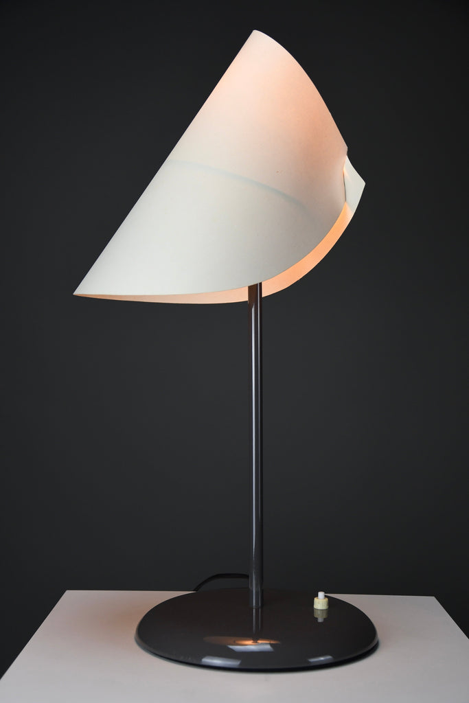 Man Ray La Lune Sous Le Chapeau iconic table lamp - lighting