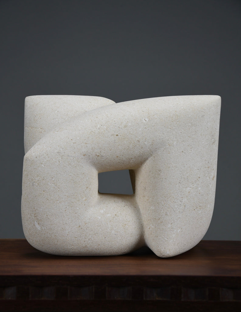 “Massa Continua” – Interlocking Abstract Sculpture by Alberto Cabiddu Pietra di Vicenza 1999 - Art