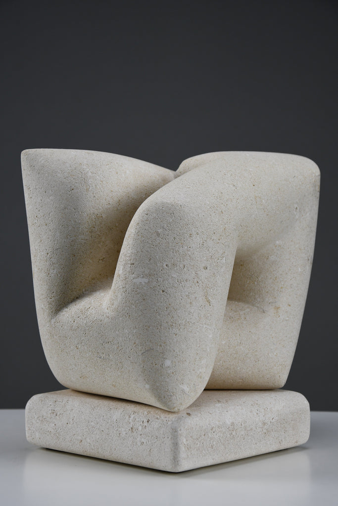 “Massa Continua” – Interlocking Abstract Sculpture by Alberto Cabiddu Pietra di Vicenza 1999 - Art