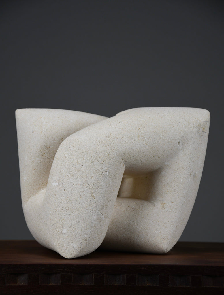 “Massa Continua” – Interlocking Abstract Sculpture by Alberto Cabiddu Pietra di Vicenza 1999 - Art