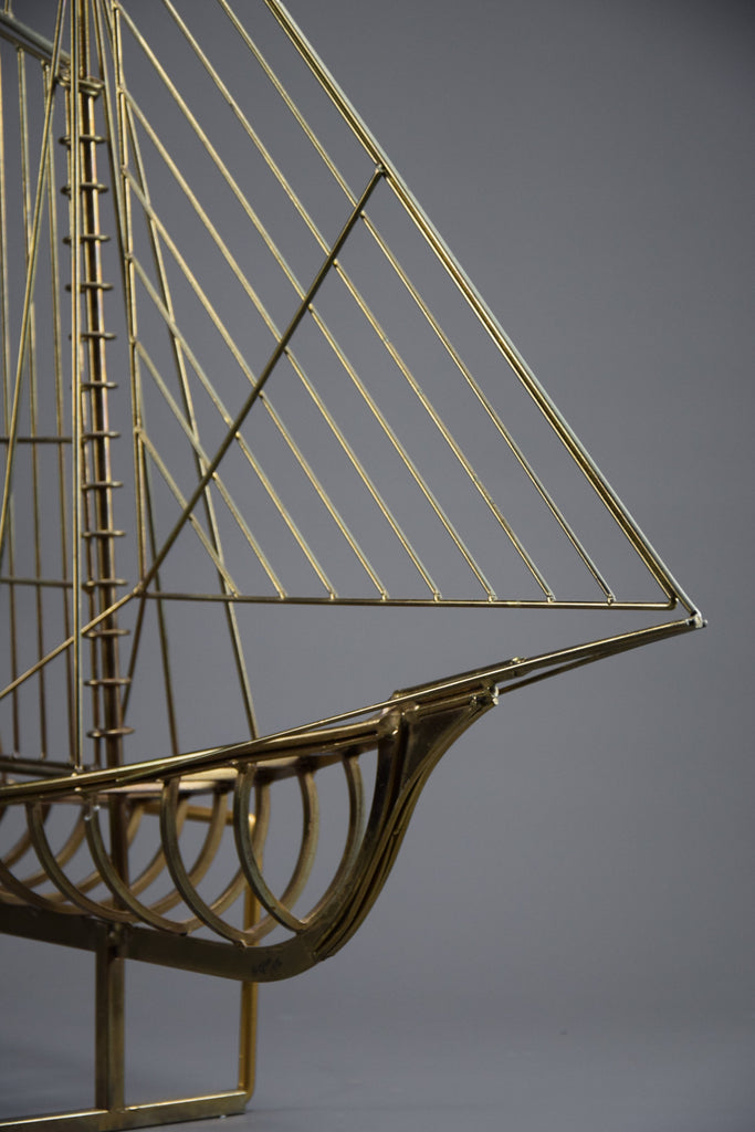 Mid century modern Curtis Jerè brass sailboat sculpture - Art
