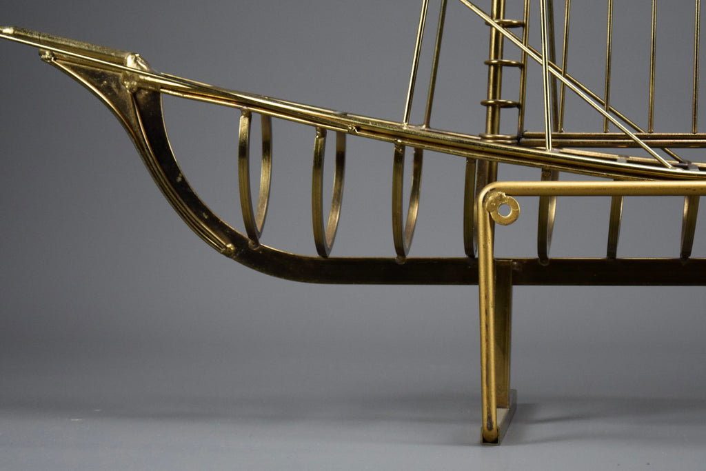 Mid century modern Curtis Jerè brass sailboat sculpture - Art