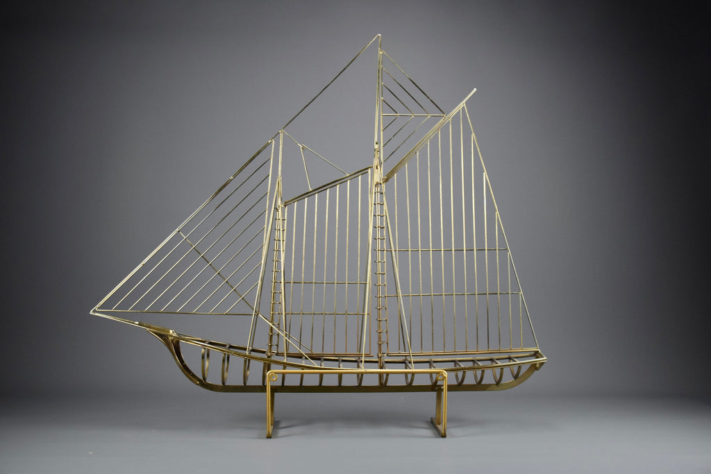 Mid century modern Curtis Jerè brass sailboat sculpture - Art