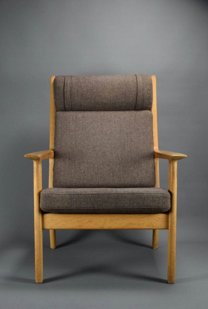 Mid century modern GE265 armchair by Hans Wegner for Getama Denmark - Furniture