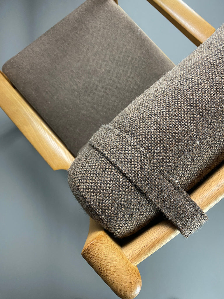 Mid century modern GE265 armchair by Hans Wegner for Getama Denmark - Furniture