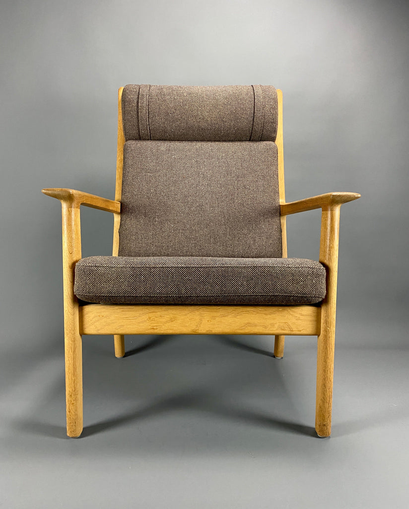 Mid century modern GE265 armchair by Hans Wegner for Getama Denmark - Furniture
