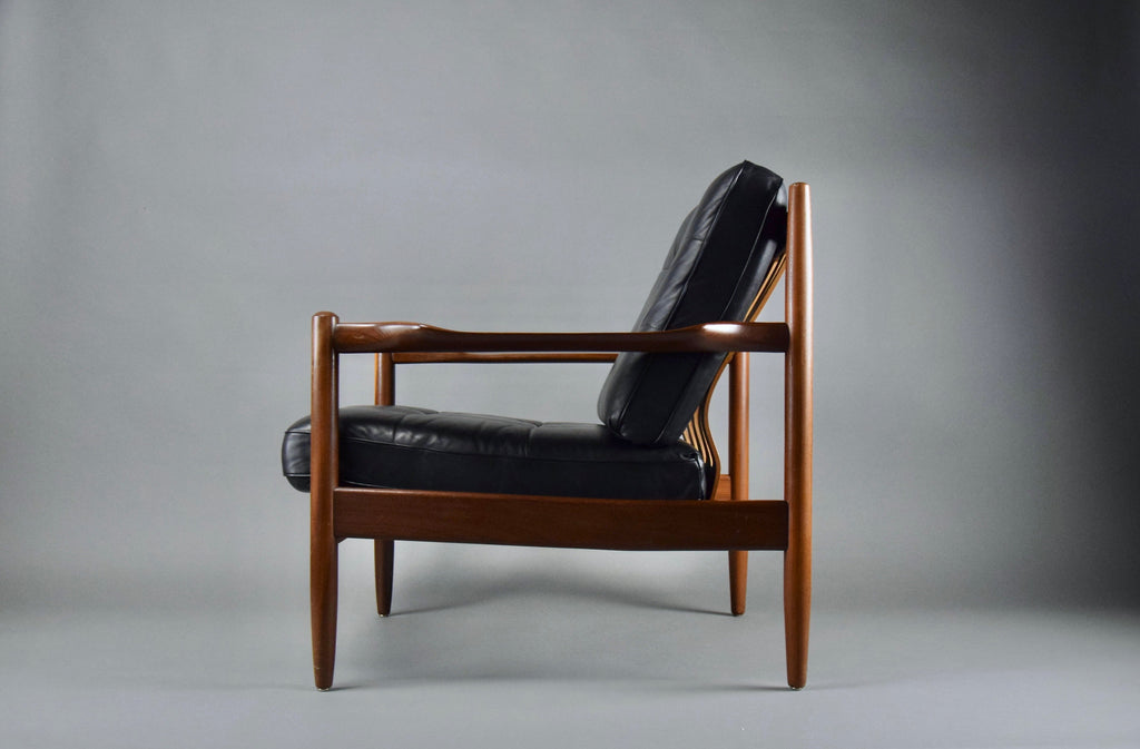 Mid century modern Scandinavian Jatoba wood and black leather armchair - Furniture