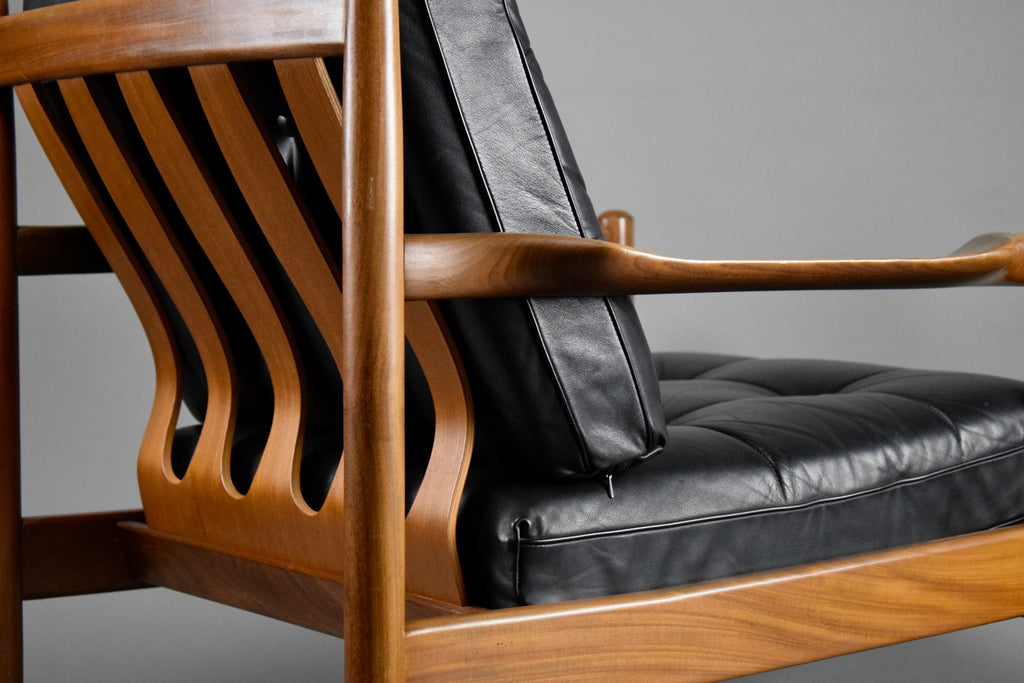 Mid century modern Scandinavian Jatoba wood and black leather armchair - Furniture