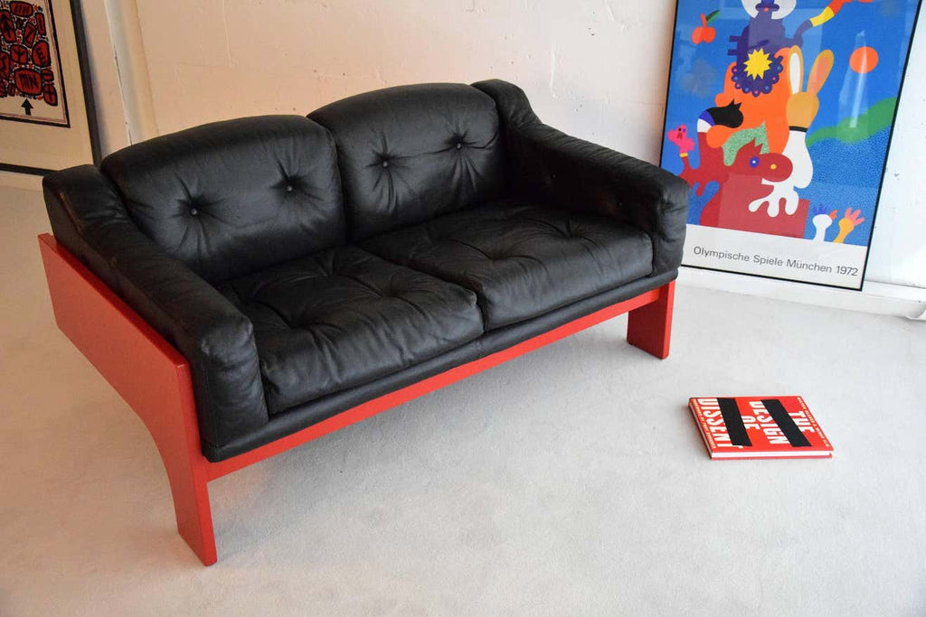 Mid Century Red and Black Sofa by Claudio Salocchi for Sormani - Furniture