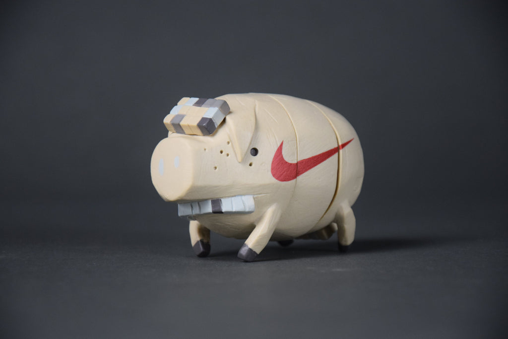 mint 2002 Art Toy The Pig by Michael Lau in collaboration with nike - Art Toys