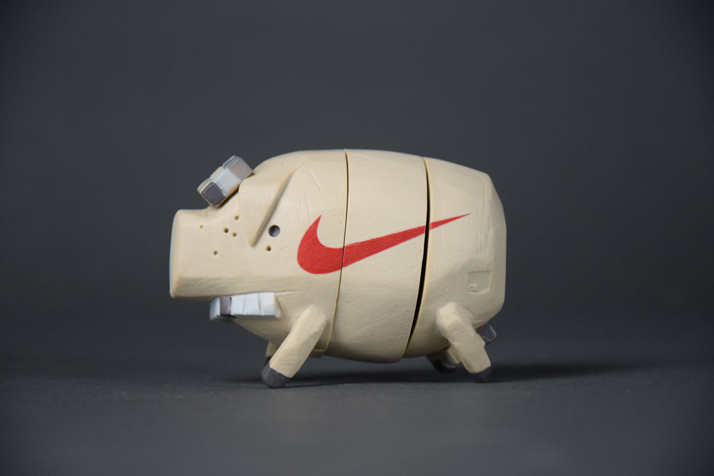 mint 2002 Art Toy The Pig by Michael Lau in collaboration with nike - Art Toys