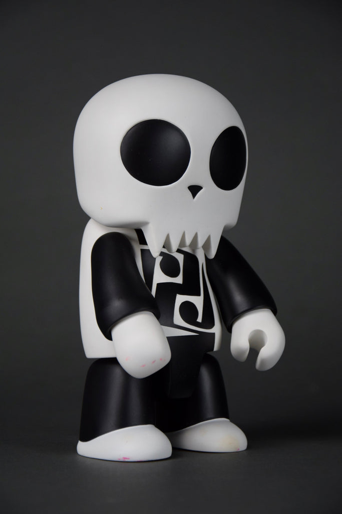 Mint 2005 Qee Decorated ánd signed by W% d - Art Toys