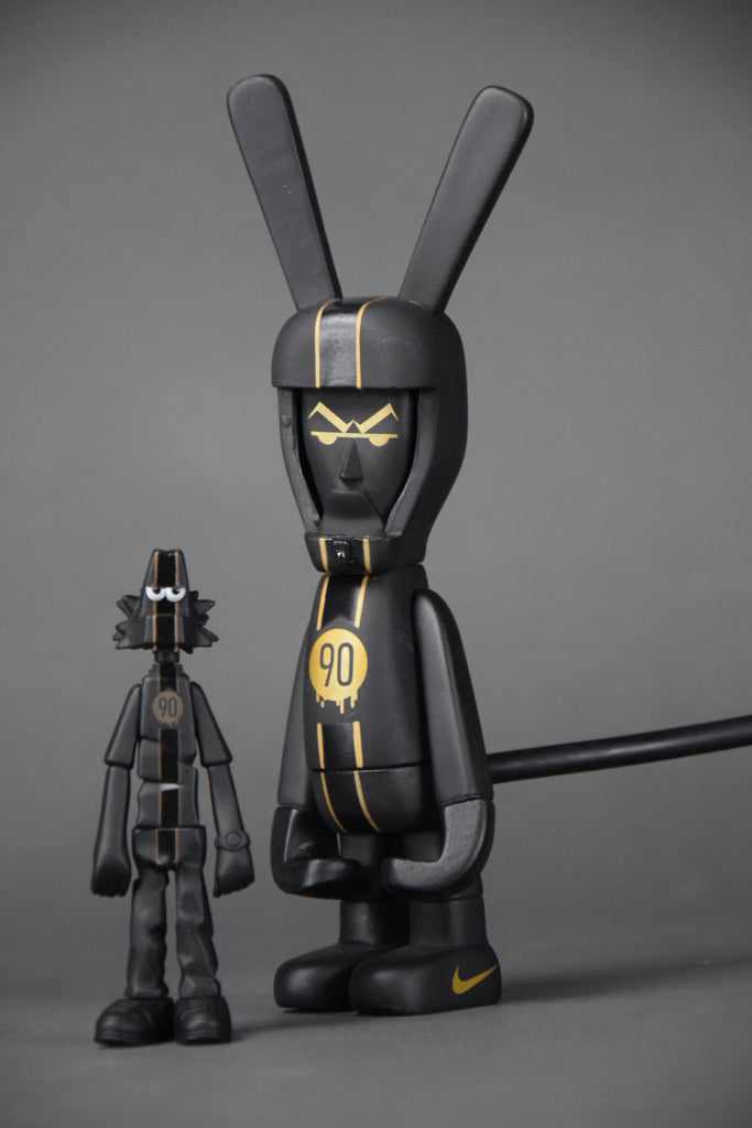MINT BLACKBALL T90 BB 2005 ART TOY BY MICHAEL LAU AND NIKE - Art Toys