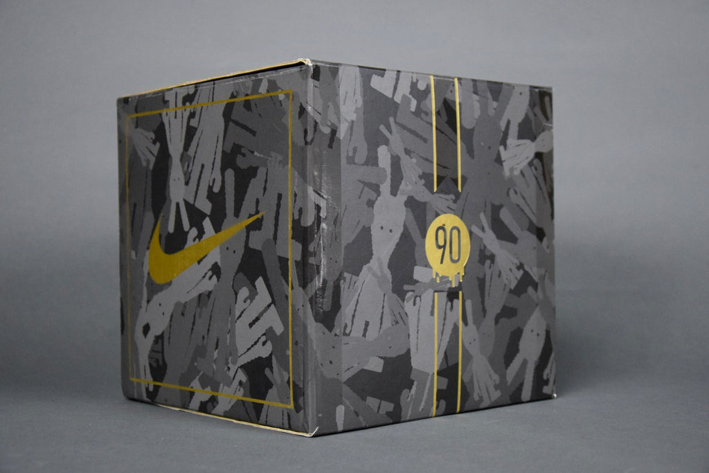 Mint Blackball T90 BB 2005 Art Toy by Michael Lau with Nike - Art Toys