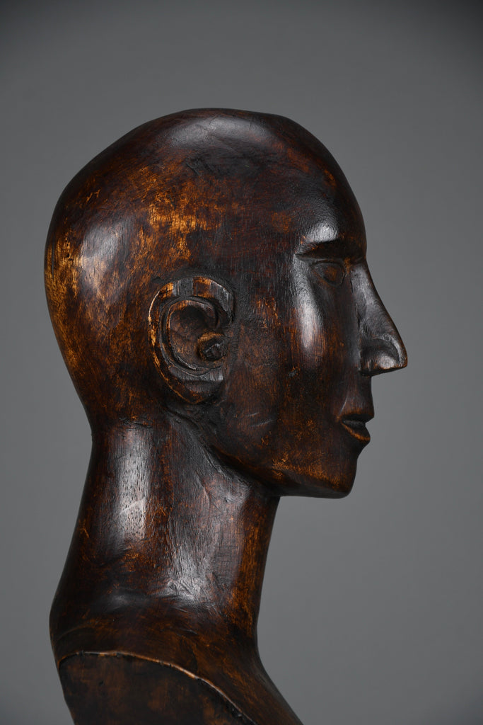 Modernist mid-century carved wooden bust - Art