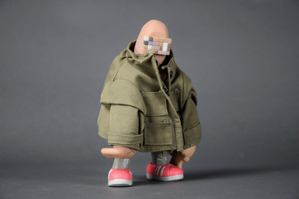 Mr. B 2001 Designer Toy by Michael Lau in Near mint condition - Art Toys