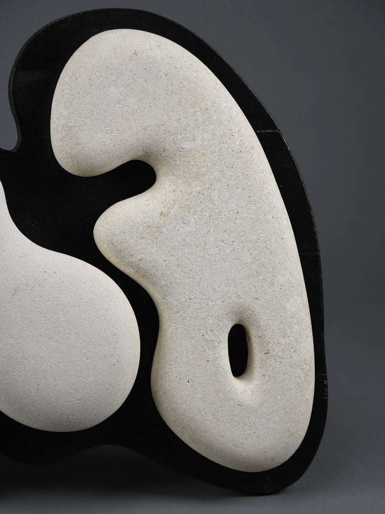“Murena”, Alberto Cabiddu wall sculpture 1999 Pietra di Vicenza & Ebonized wood - Art